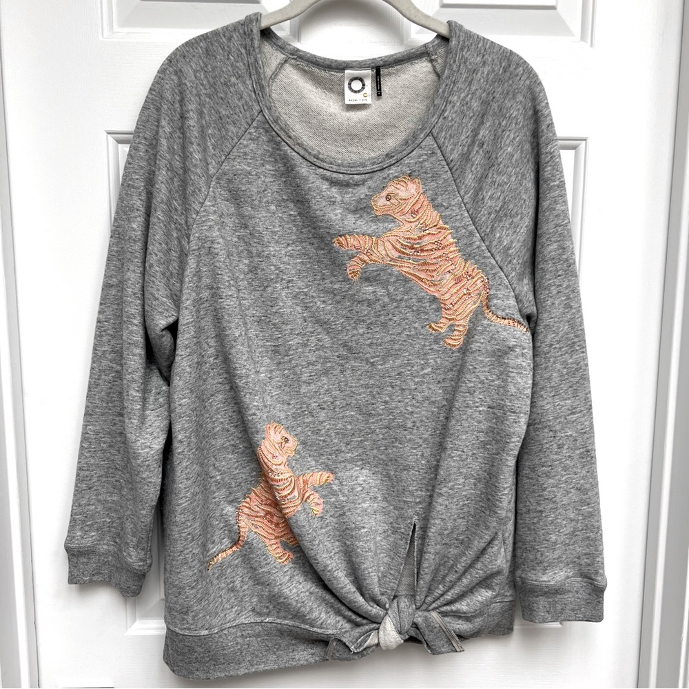 Anthropologie Akemi + Kin Tiger Sweatshirt size S